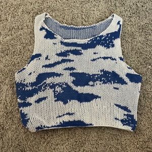 Cloud crop top, knit